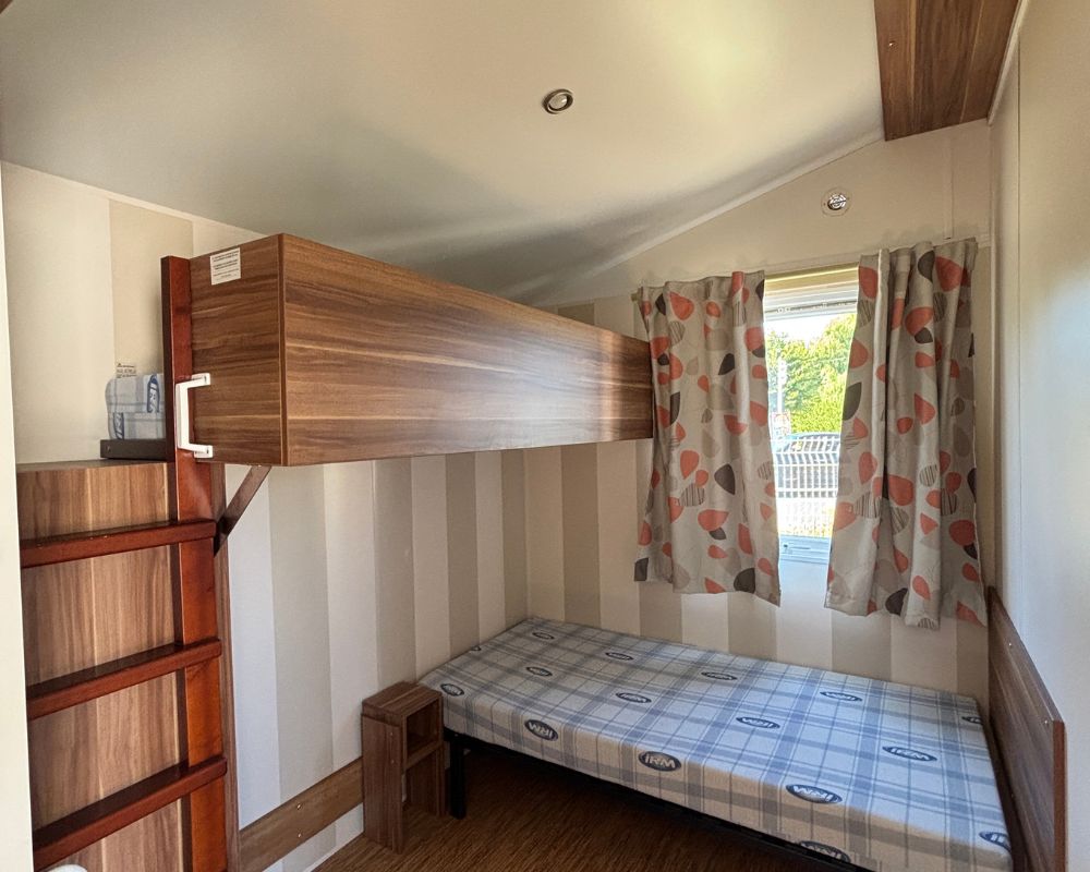 Mobil-home occasion PMR Hélios à vendre en Picardie pour camping, chambre
