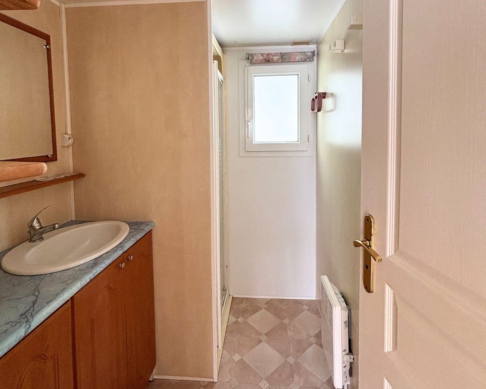 Mobil-home O'tiny 980 en 2 chambres à vendre à Quend, salle de bains