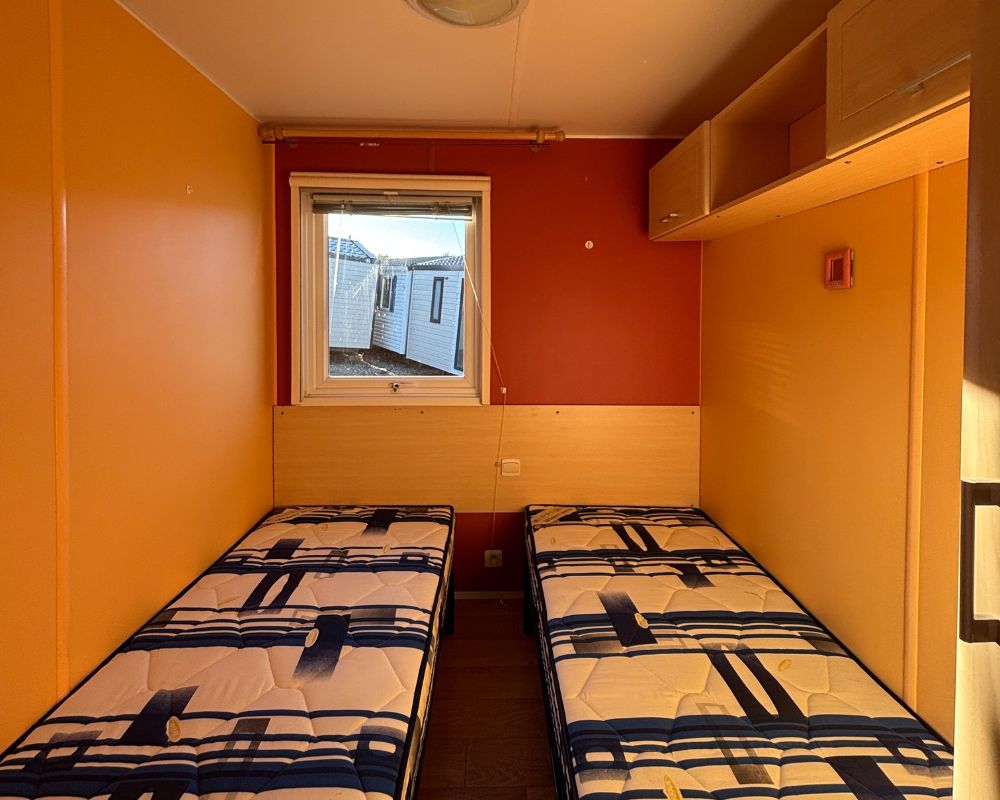 Mobil-home occasion Super Titania Panoramique 2 chambres à vendre à Quend, la chambre invité