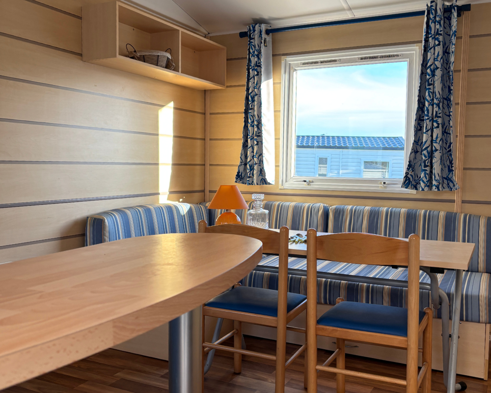 Mobil-home occasion Super Mercure en 2 chambres à vendre à sur camping