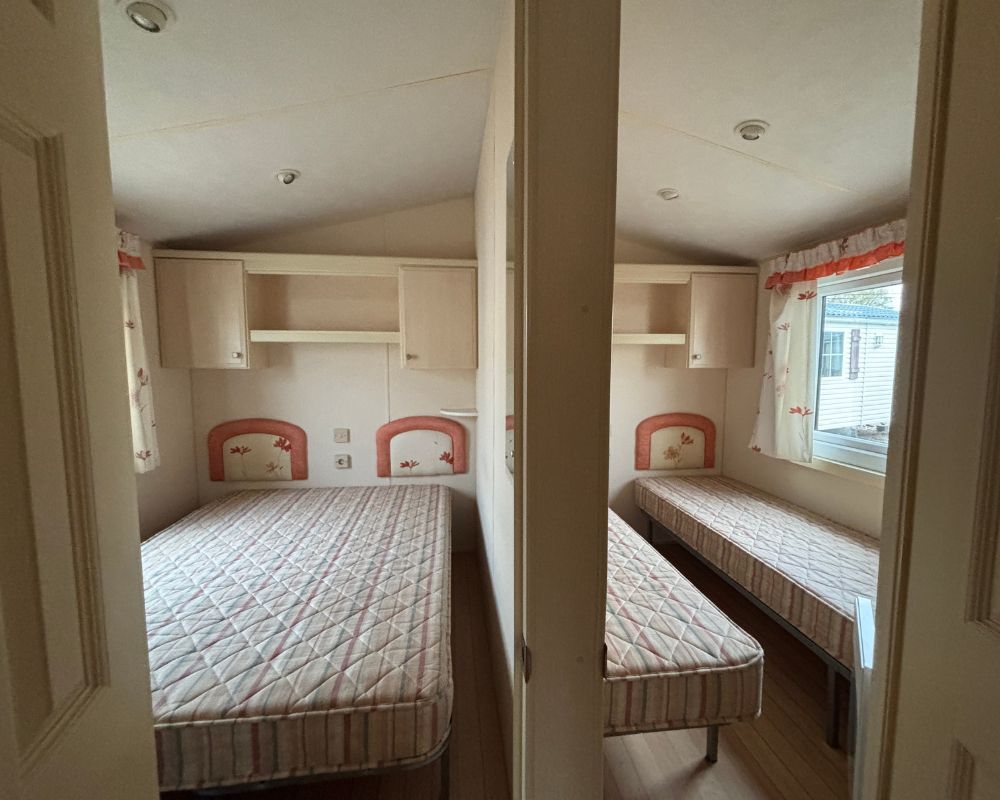 Mobil-home occasion Willerby Villa 2 à vendre sur la côte d'opale, chambres invités