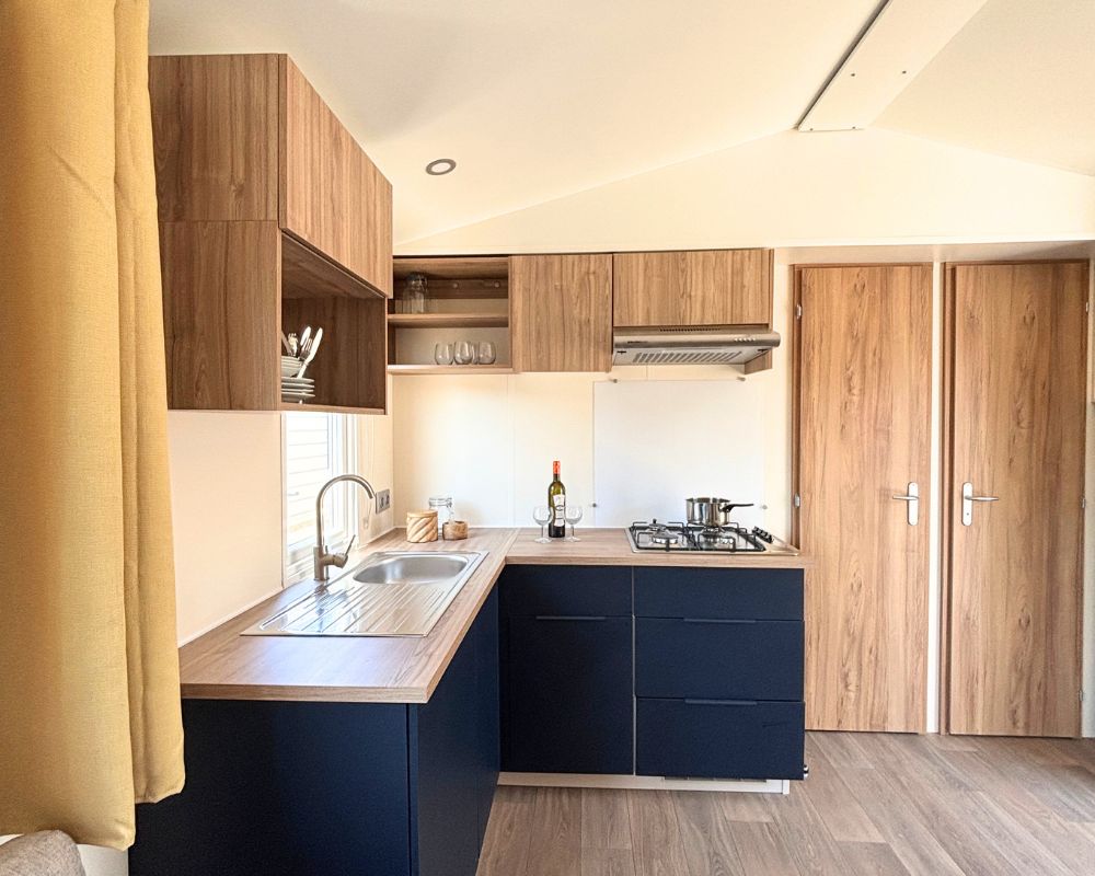 Mobil-home neuf IRM Magnolia 2026 à vendre sur la côte d'opale, cuisine