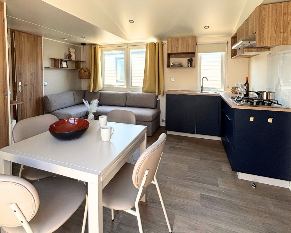 Mobil-home neuf IRM Magnolia 2026 à vendre sur la côte d'opale, séjour