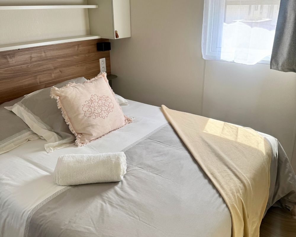 Mobil-home neuf Rideau Ankara 106.2 de 2026 à vendre sur la côte d'opale, chambre parentale