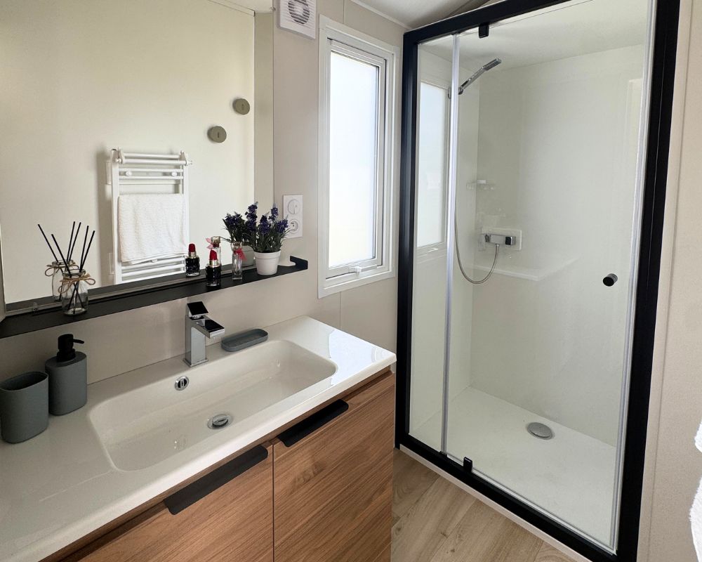 Mobil-home neuf Rideau Kaleda 872 de 2026 à vendre en Baie de somme, salle d'eau