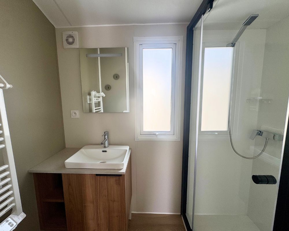 Mobil-home neuf Rideau Santa Fe 106.3s de 2026 à vendre à Quend, salle d'eau