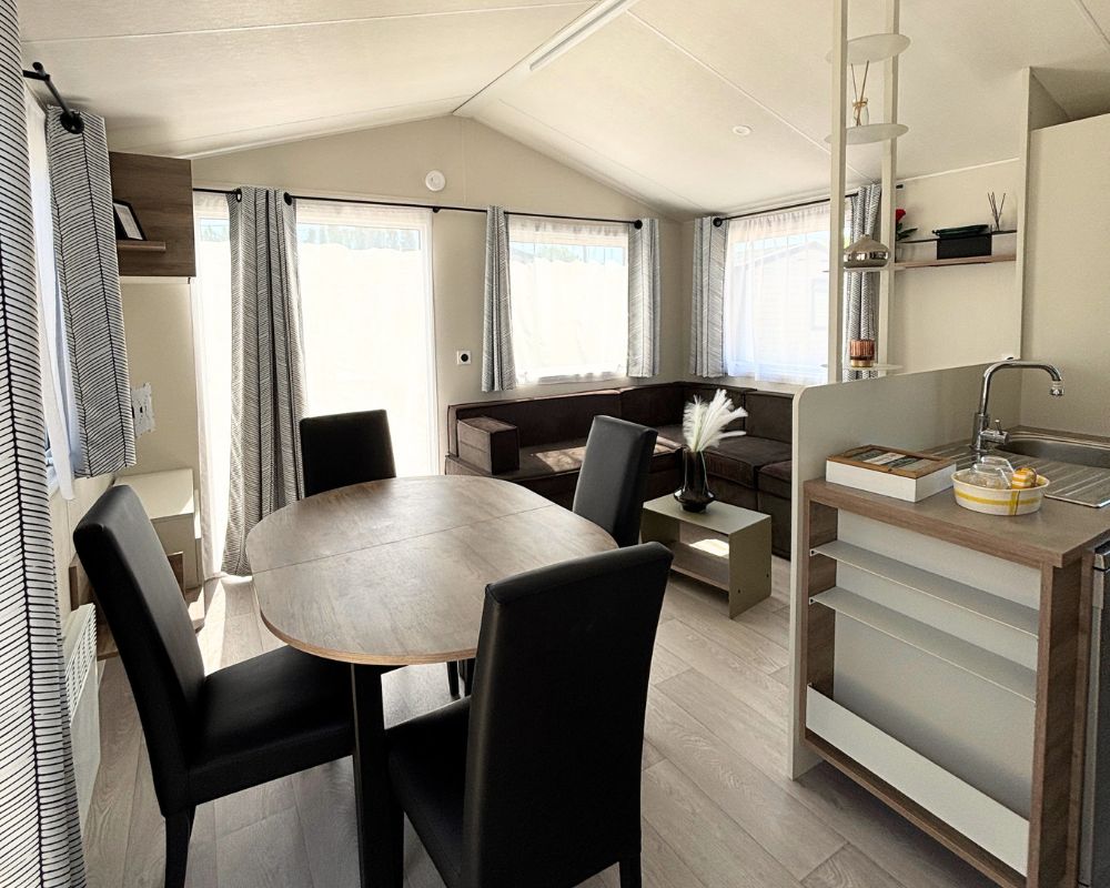 Mobil-home occasion Rideau Ankara 106.2 à vendre sur la côte d'opale, séjour