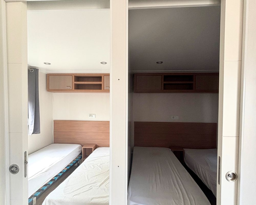 Mobil-home occasion Sun Roller côte d'opale, chambre lits simples