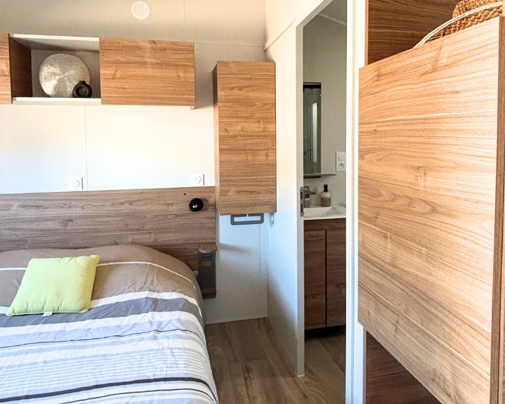 Mobil-home neuf Rideau Genoa à vendre sur la côte d'opale, chambre parentale