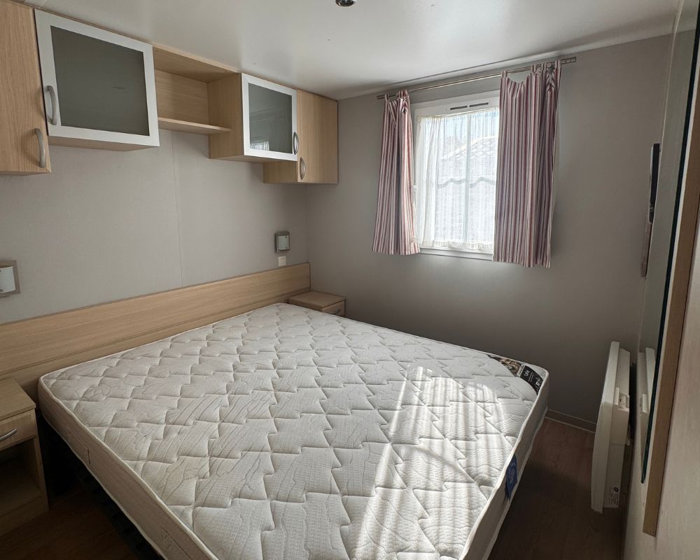 Mobil-home occasion Louisiane Charleston Panoramique à vendre sur Berck sur Mer, chambre parentale