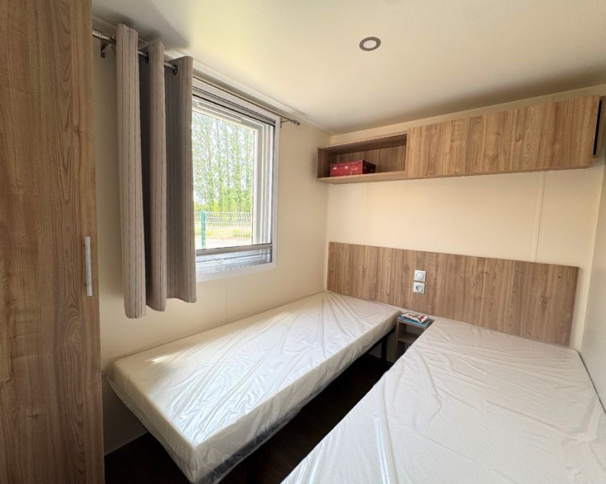 Mobil-home neuf IRM Azalée du côté de Fort Mahon, chambre