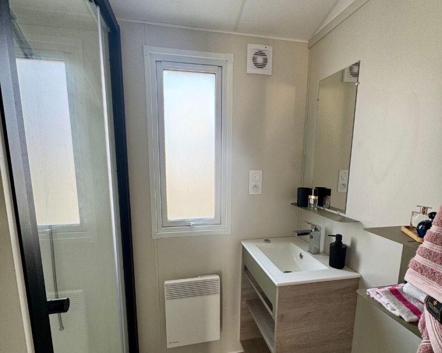 Mobil-home neuf Rideau Toscane1063 2025, salle d'eau