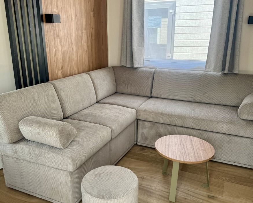 Mobil-home neuf Rideau Santa Fe 106.3s de 2026 à vendre à Quend, canapé
