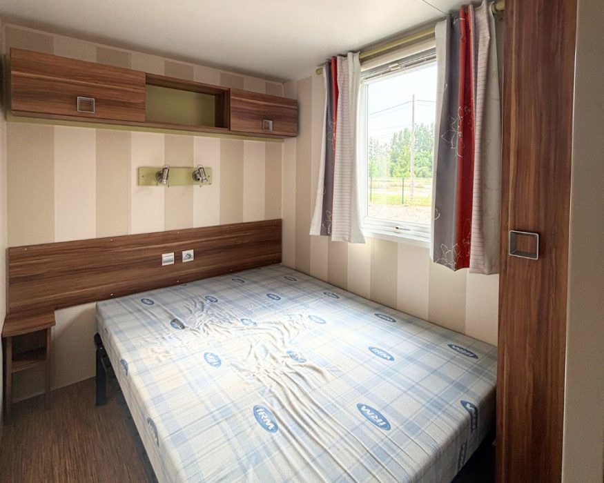 Mobil-home occasion IRM super octalia à vendre sur la côte d'opale, chambre 3