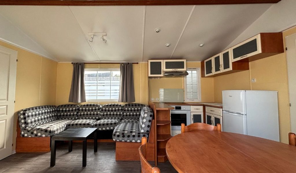 Mobil-home occasion : Salon IRM Rubis 3 à vendre sur Quend, le salon