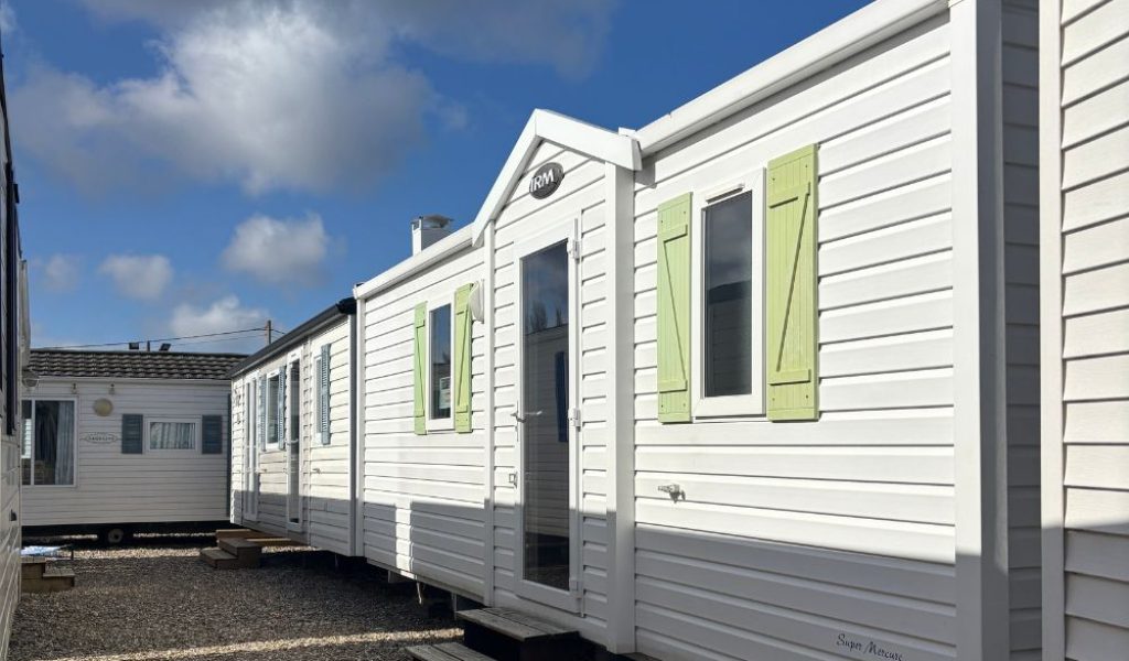 Mobil-home occasion Super Mercure 2 en 2 chambres à vendre à sur camping